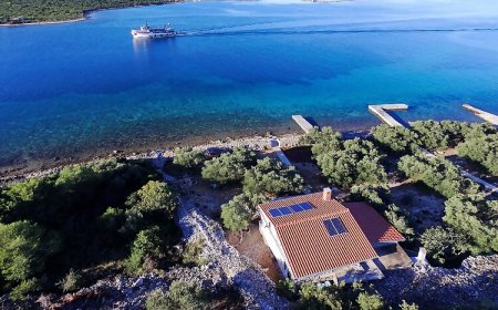 House Sea Cloud Pasman