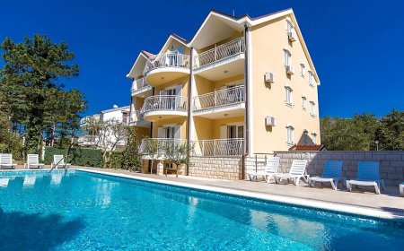 Apartmanok Medencével Jadranovo, Crikvenica - 3238 Jadranovo