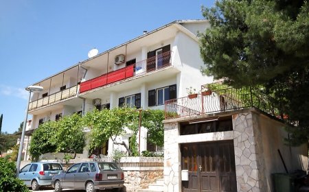 Apartmanok Parkolóhellyel Jelsa, Hvar - 8803 Jelsa