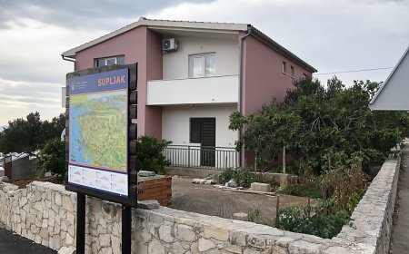 Apartment Conte Cikara Primosten