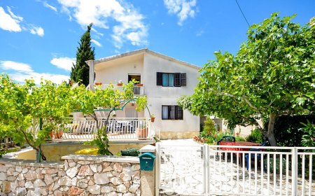 Apartment Milka Tisno