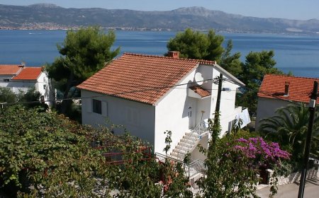 Apartmanok A Tenger Mellett Slatine, Ciovo - 9709 Slatine