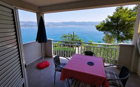 Apartmanok A Tenger Mellett Slatine, Ciovo - 7274 Slatine