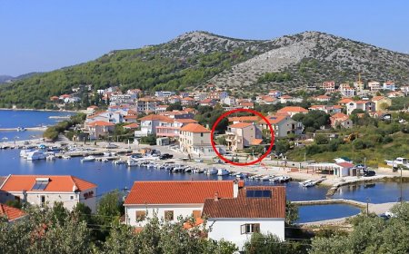Apartmanok A Tenger Mellett Seget Vranjica, Trogir - 17989 Seget Vranjica