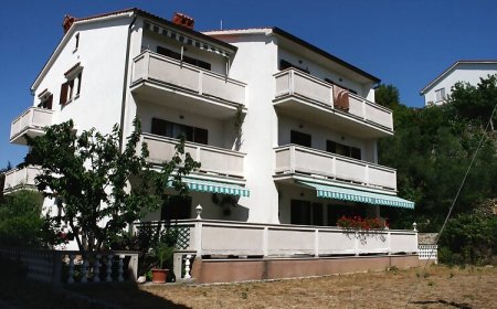 Apartmanok és Szobák A Tenger Mellett Palit, Rab - 5044 Palit