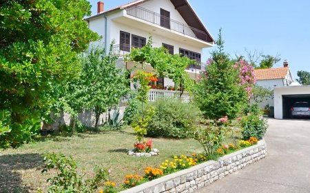 Apartments Marija near Center Vodice