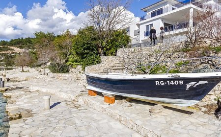 Apartments Smilje Razanj