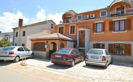 Apartments Manda Valbandon