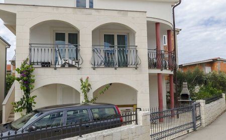 Apartment Gaga Rogoznica