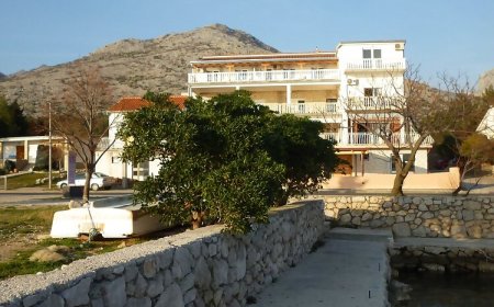Apartments Bili-with the beautiful seaview Starigrad Paklenica