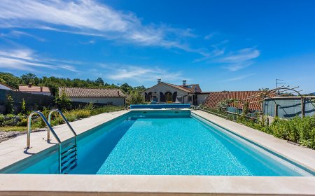 House Carpe Diem Jurdani