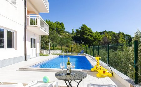 Apartments Seaview Tucepi