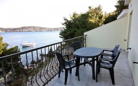 Apartmanok A Tenger Mellett Rogoznica - 3199