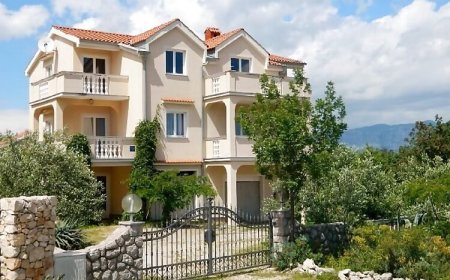 Apartments Višnja Dobrinj