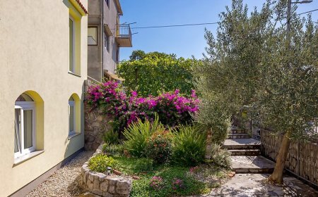 Apartments and Room Slavica Kraljevica