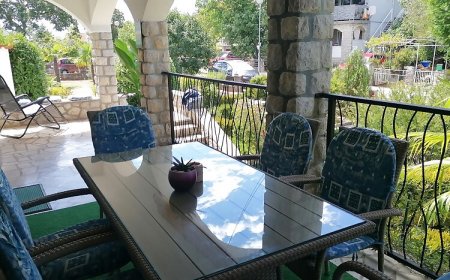 Apartmanok Parkolóhellyel Njivice, Krk - 5320 Njivice