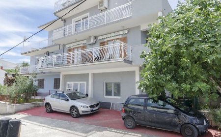Apartments Hali Arbanija