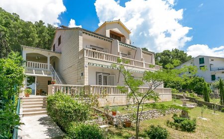 Apartmanok A Tenger Mellett Brela, Makarska - 18356 Brela