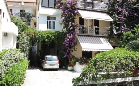 Apartmani Jure Makarska