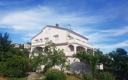 Apartmani Mari Lopar