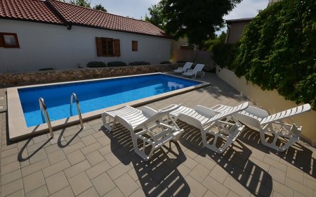 Apartments Radovic Biljana Vir II