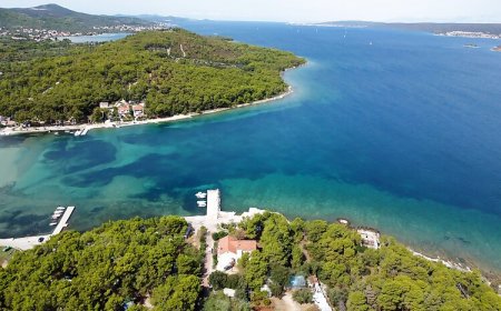 Szobák A Tenger Mellett Pasman - 4309 Pašman