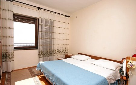 Apartmanok Parkolóhellyel Bilo, Primosten - 4662 Bilo