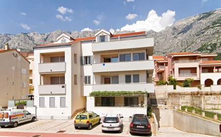 Apartmani Ennio Makarska