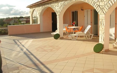 Apartmanok Parkolóhellyel Brodarica, Sibenik - 12405 Brodarica