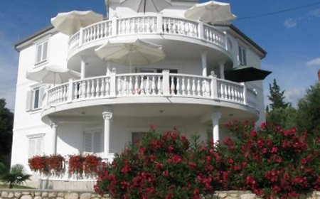 Apartmanok Parkolóhellyel Barbat, Rab - 16816 Barbat