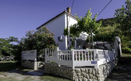 House Predrag Supetarska Draga