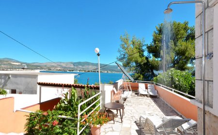 Apartments Josipa Arbanija