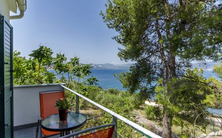 House Nostalgia Slatine