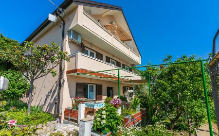 Apartments Ljiljana Supetarska Draga