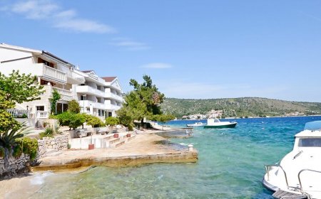 Apartments Hrgovic Rogoznica