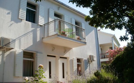 Apartmani Grgin Kaštel Novi