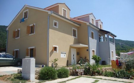 Apartmanok Parkolóhellyel Cres - 15672