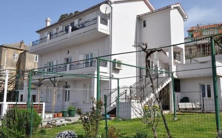 Apartmani Maja Lopar