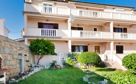 Apartments Dragan Lopar