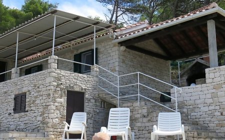 House Romantica Postira