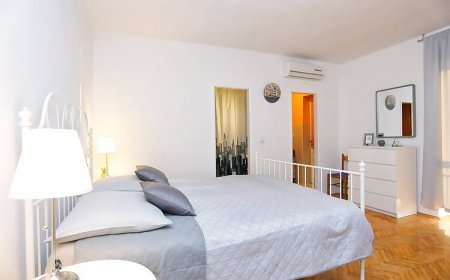 Apartmanok és Szobák Parkolóhellyel Makarska - 18028