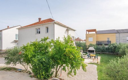 Apartment Nia Biograd