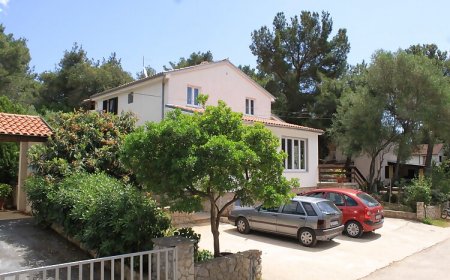 Apartmanok Parkolóhellyel Artatore, Losinj - 8007 Artatore