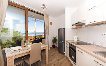 Apartmanok Családok Részére Medencével Drvenik Veliki, Drvenik - 16377 Drvenik Veliki