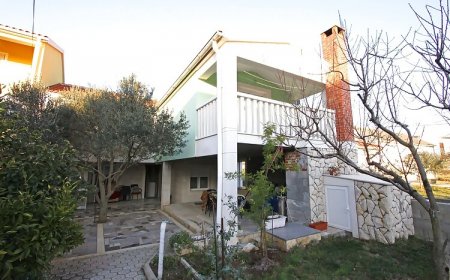 Apartmani Branko Vrsi