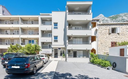 Apartments Miro Makarska