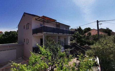 Apartmanok Parkolóhellyel Pakostane, Biograd - 18979 Pakoštane