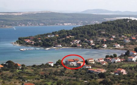 Apartmanok és Szobák A Tenger Mellett Mrljane, Pasman - 8464 Mrljane