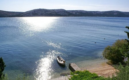 Apartmanok A Tenger Mellett Stara Novalja, Pag - 4055 Stara Novalja