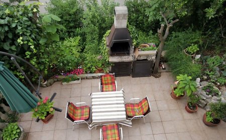 Apartmanok és Szobák A Tenger Mellett Dramalj, Crikvenica - 5519 Dramalj